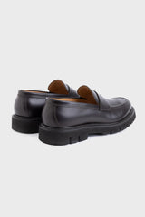 Dunkelbraune Penny Loafer R-Schuhe Aus Glasiertem Kalbsleder