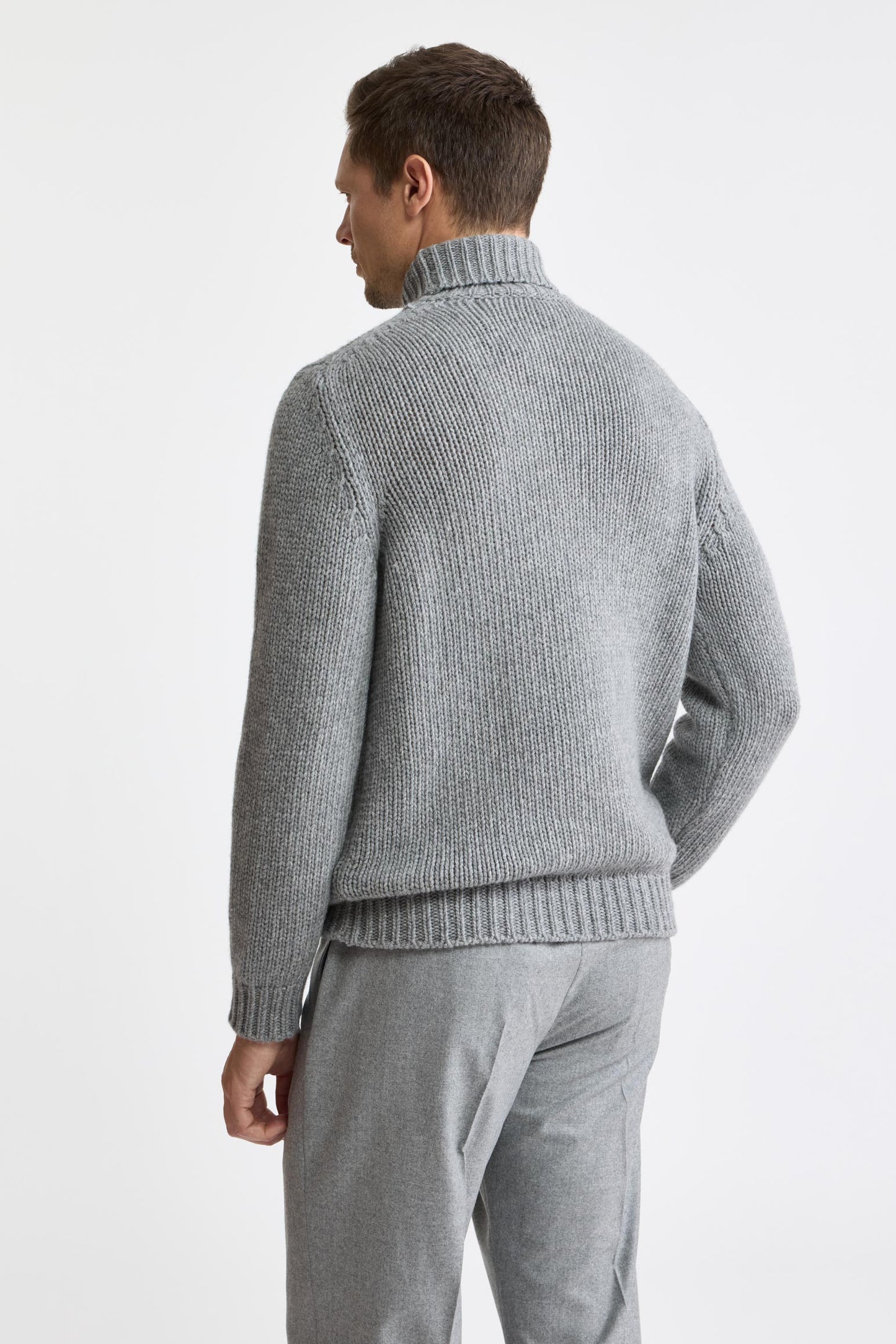 Rauchmelierter Rollkragenpullover aus Wolle und Kaschmir, Modell „Banbury“