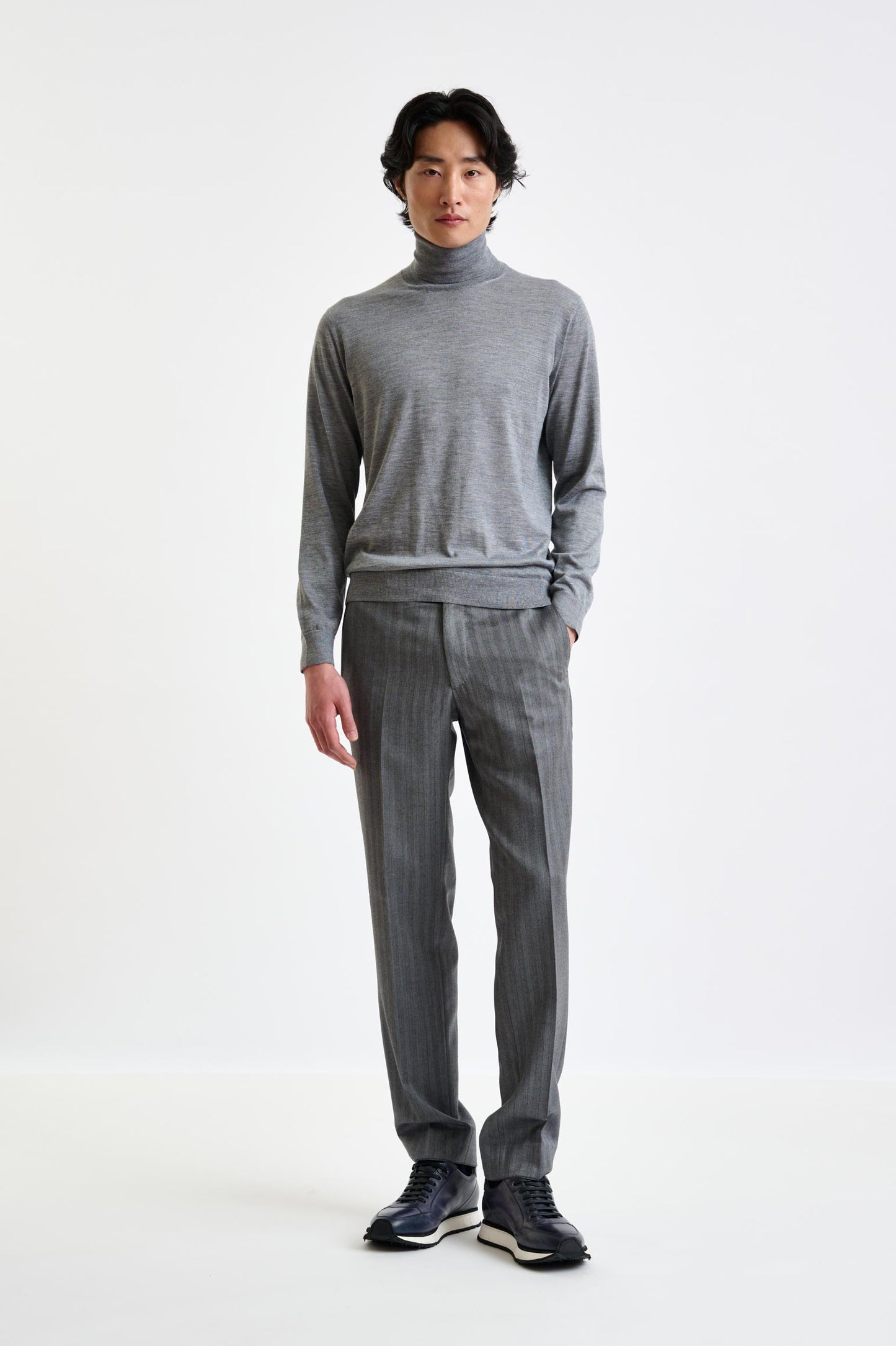 Mid Grey Cashmere Merino Silk Blend Telford Turtleneck Sweater - View 4