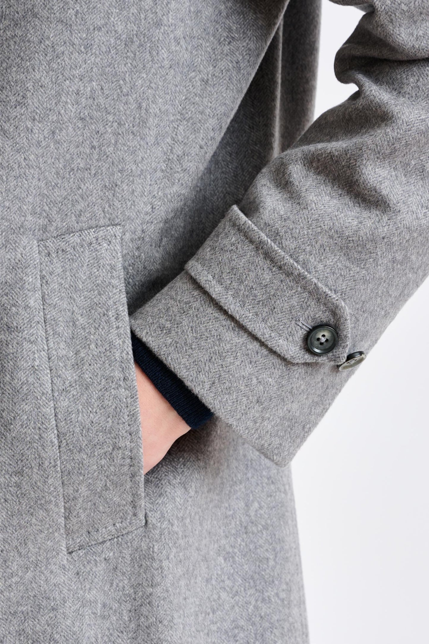 Light Grey 100% Cashmere Leeds Coat Zeus - View 2