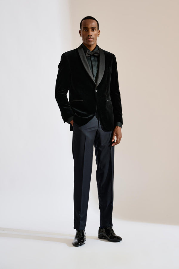 Schwarzer Smoking Velvets