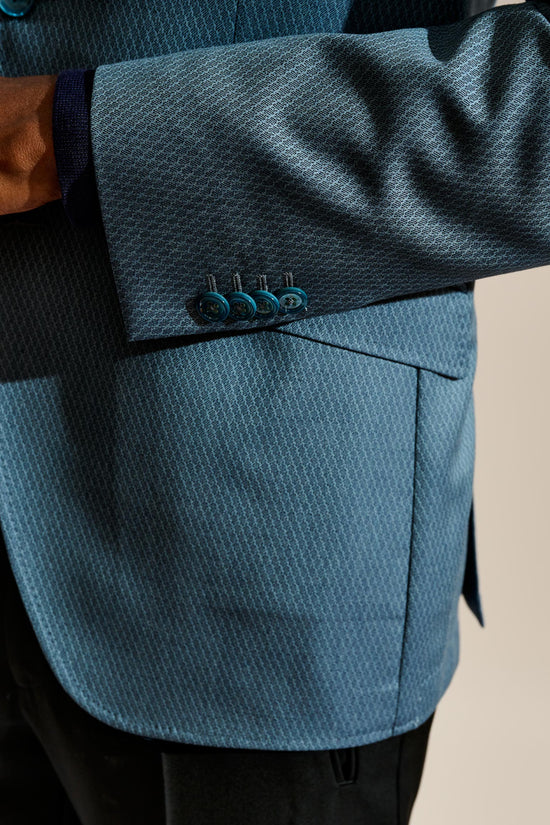 Kenton Jacket Panorama Opera House / Grand Theatre - View 4