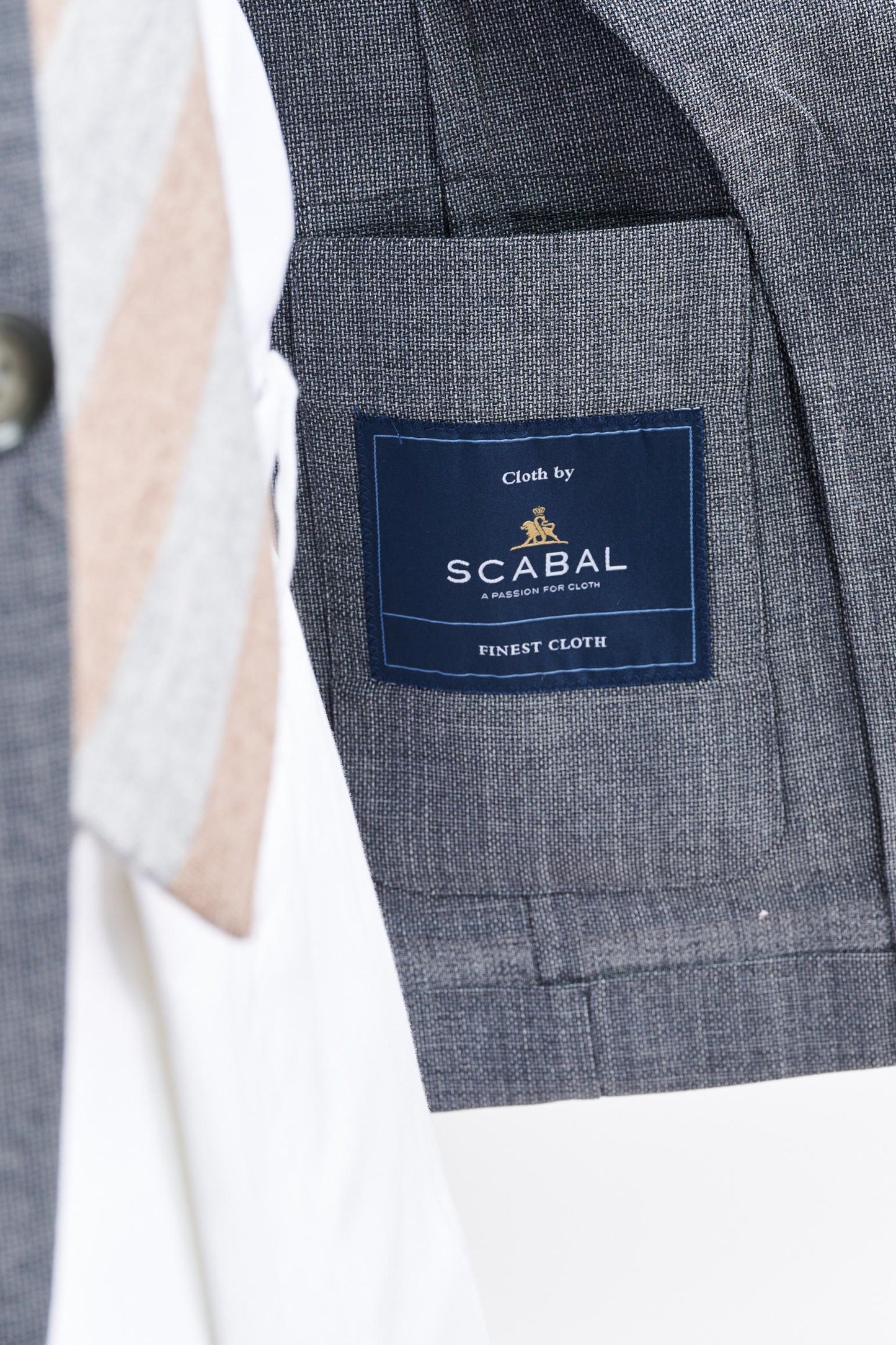 Mittelgraue Kenton-Jacke aus 100 % Wolle Super 100's Image