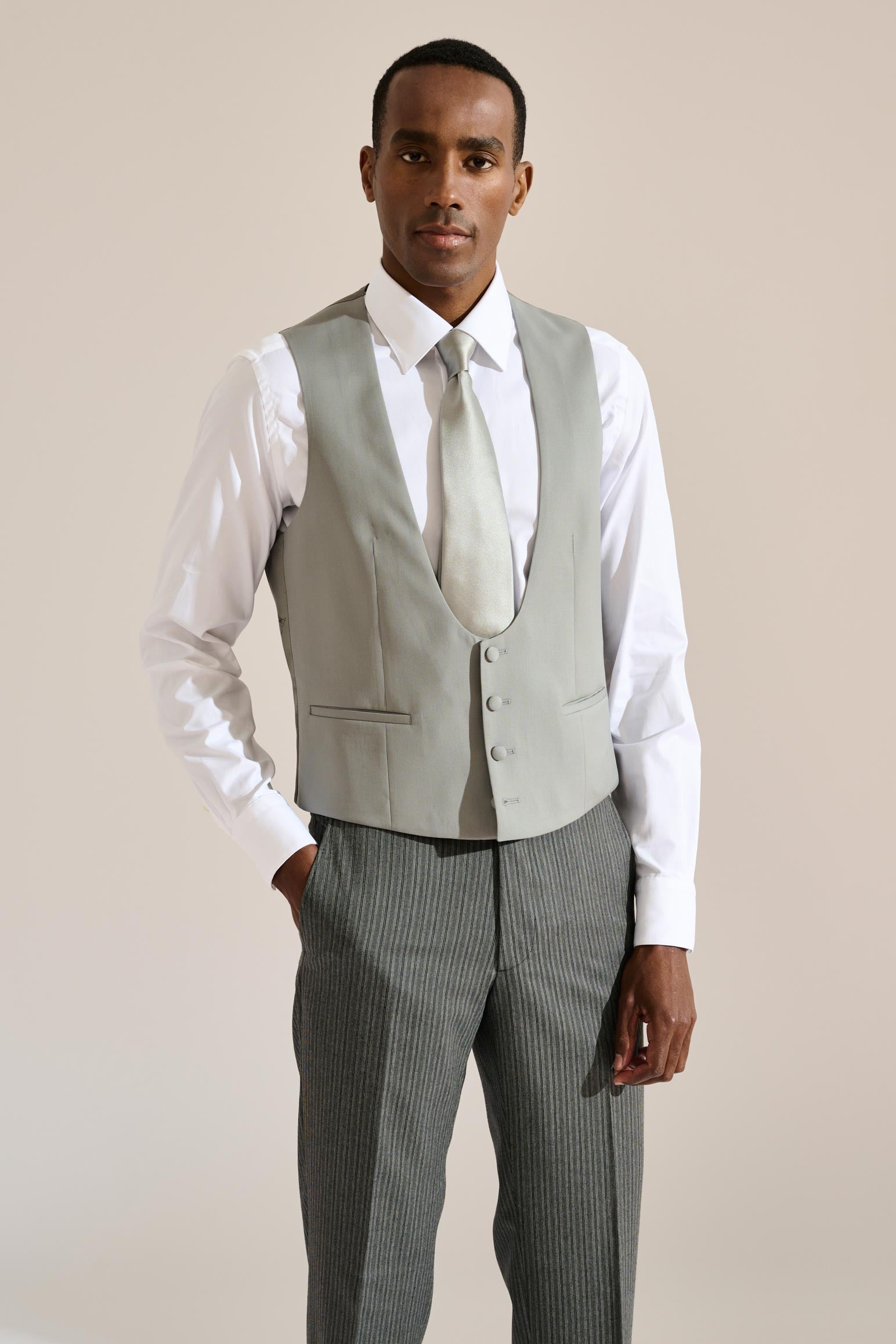 Tay Ceremonial Waistcoat Light Grey – Scabal