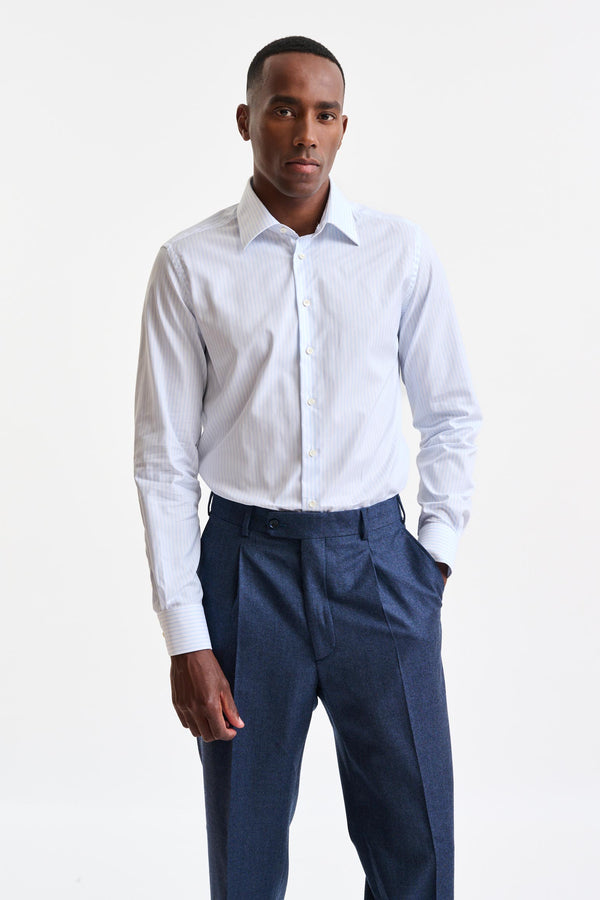 Camisa Formal De Sarga 100% Algodón Con Rayas Blancas Y Azules Claras
