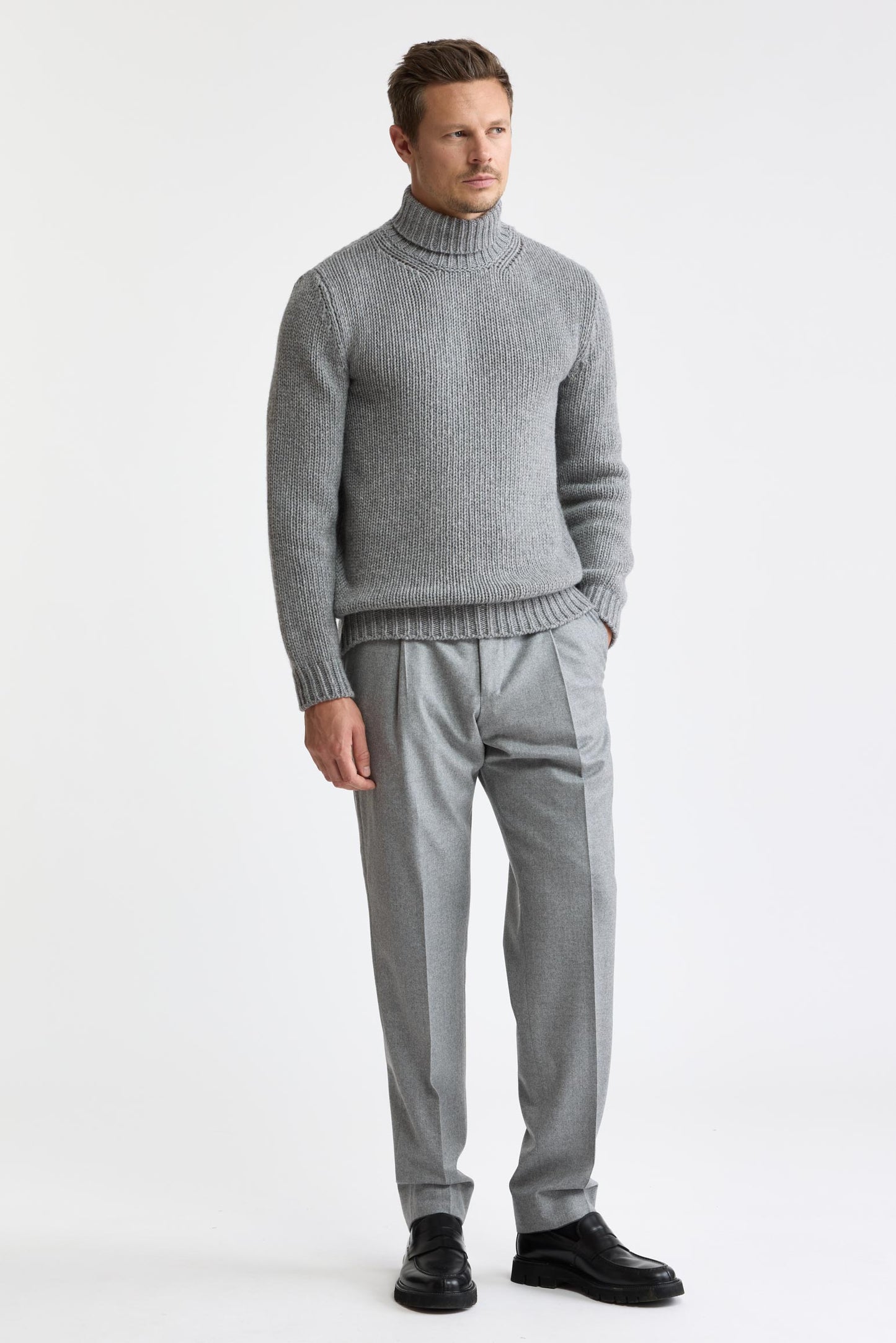 Rauchmelierter Rollkragenpullover aus Wolle und Kaschmir, Modell „Banbury“